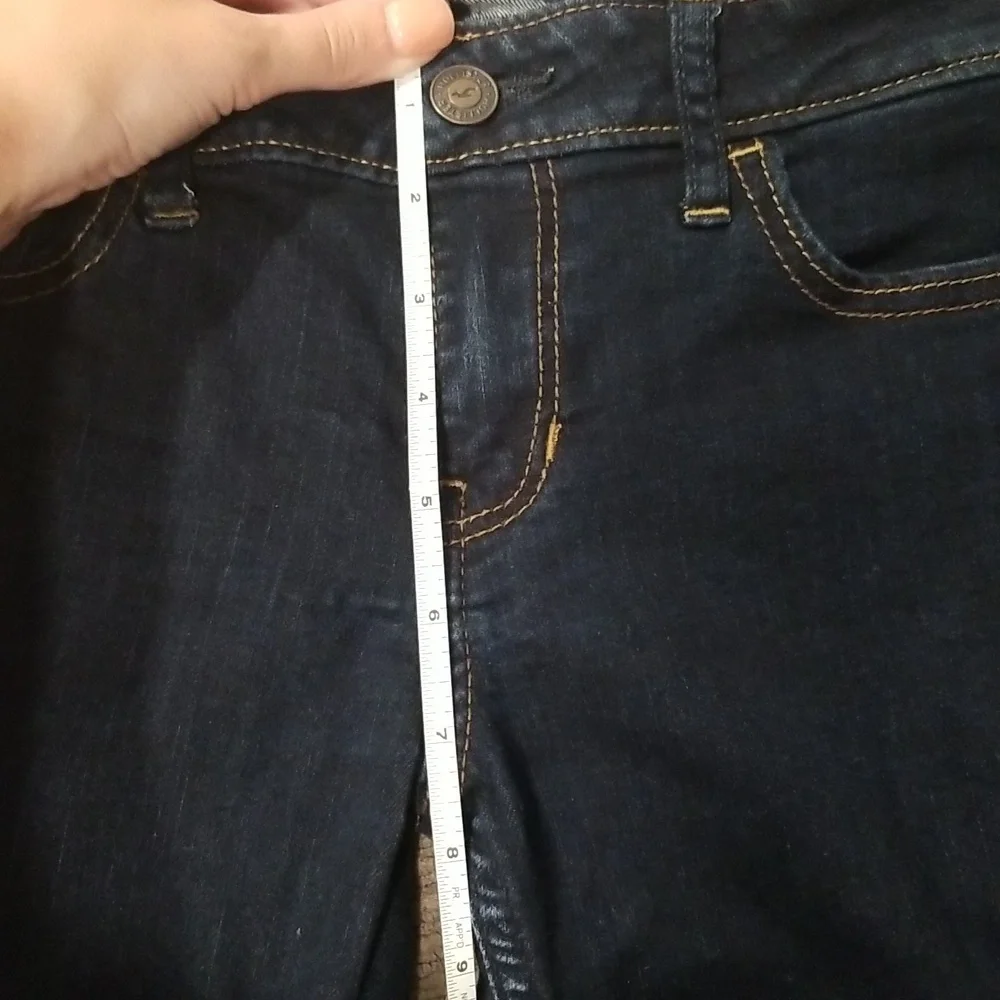 Hollister Dark Wash Jeans - Picture 13 of 13